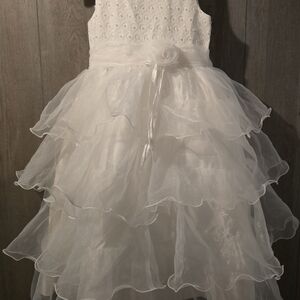 Elegant White Layered Kids Dress Size 6 Girls